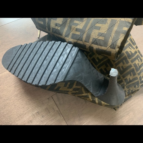 Fendi Monogram Zucca print Knee High boots - Picture 3 of 6